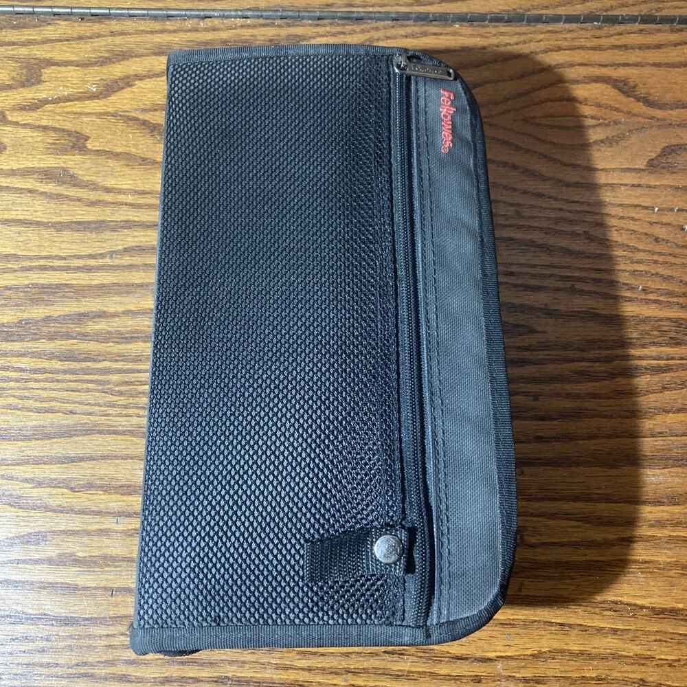Cd Case Comes With 80 DVDS holds 80 pocket CDs / dvd storage